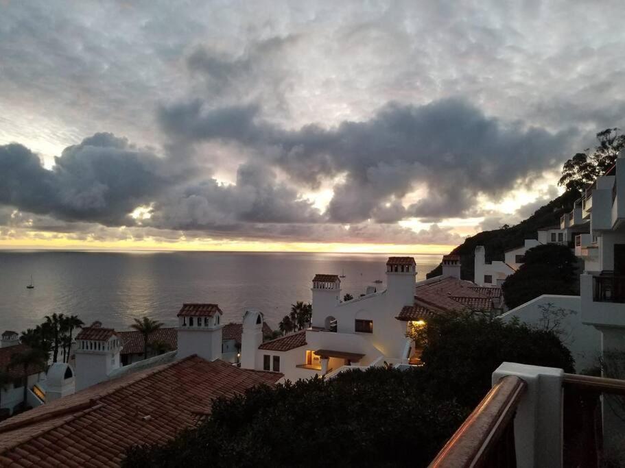 Sunrise Bliss Villa Avalon Kültér fotó